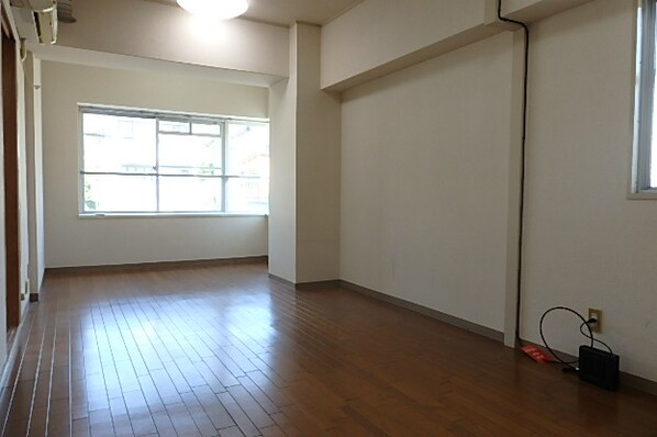 リッチウォーク城の東の物件内観写真